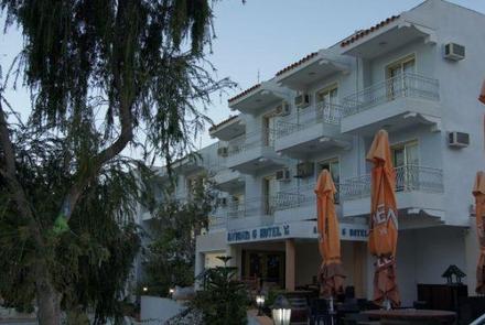 Hotel Antonis G Apartments