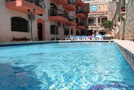 Hotel White Dolphin Complex